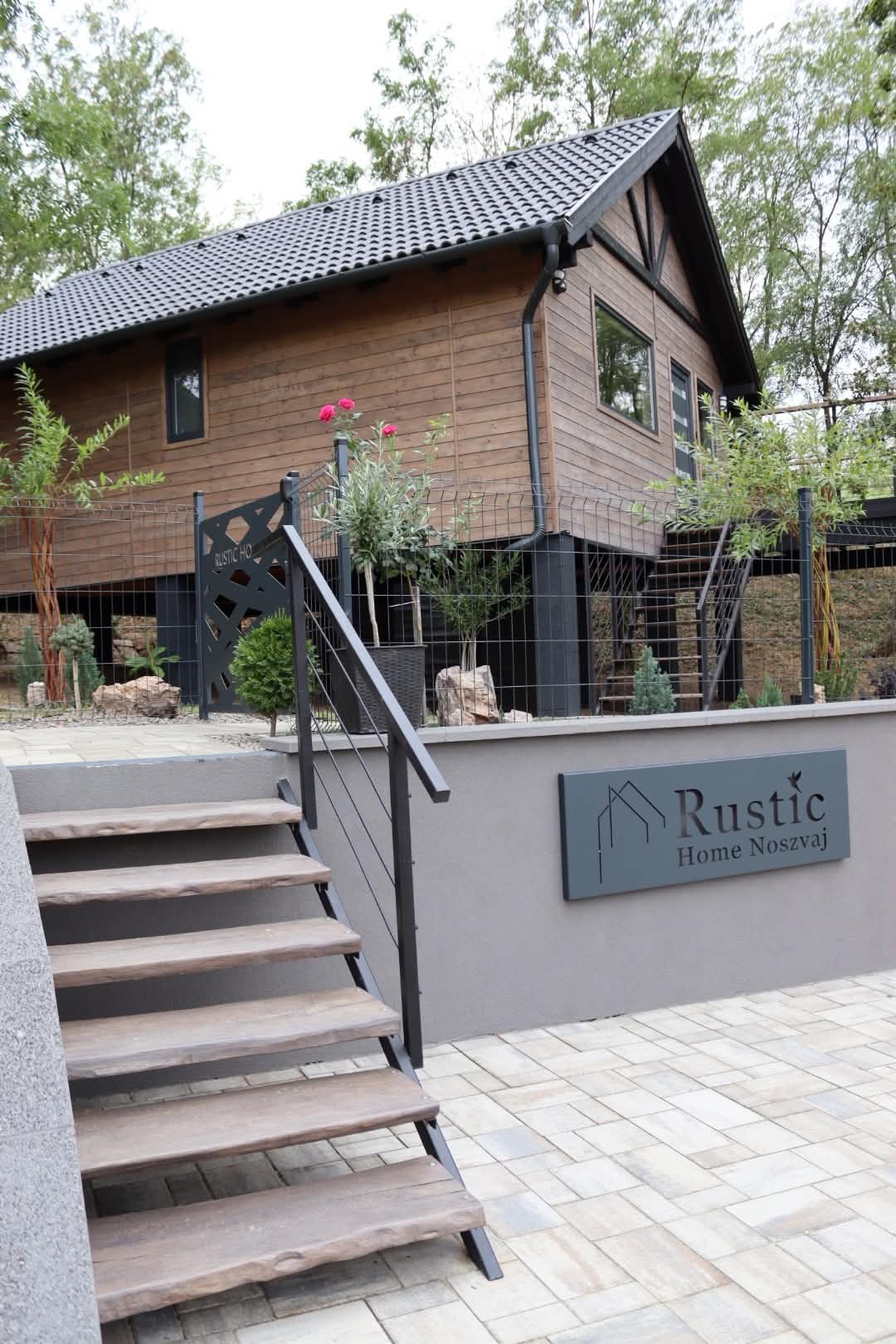 Rustic Home Noszvaj